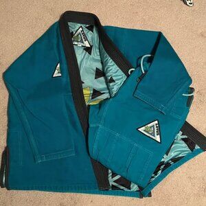 Ladies F4 BJJ gi - worn once!